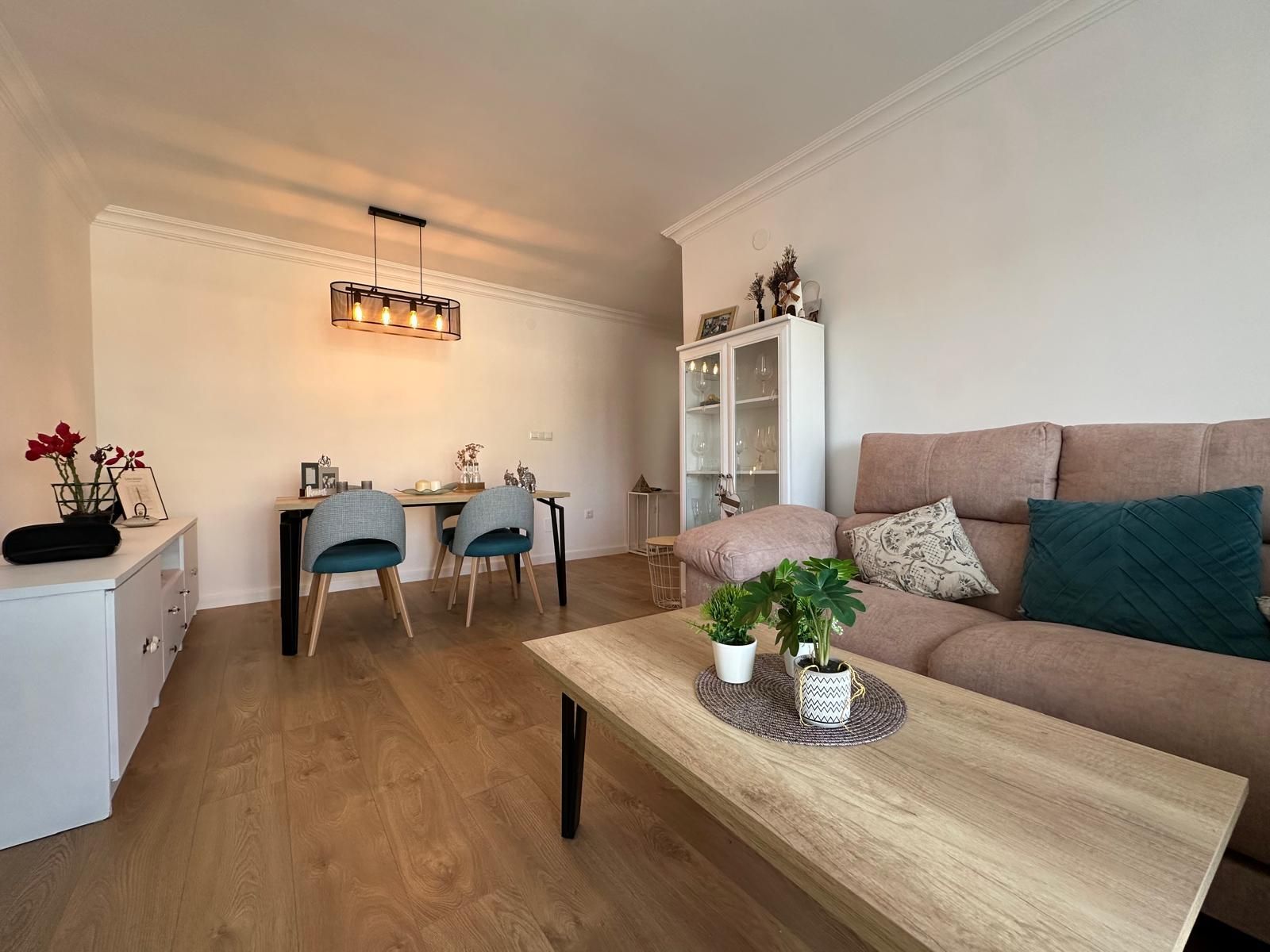 Sala d'estar de Pis en venda en Vélez-Málaga amb Aire condicionat, Calefacció i Terrassa