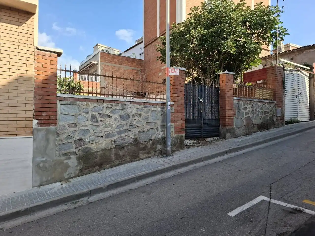 Vista exterior de Residencial en venda en Rubí