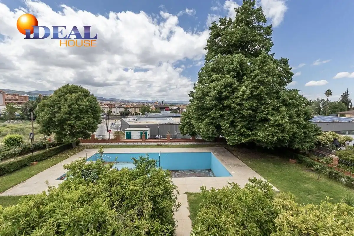 Villa con piscina in vendita a Huétor Vega, imagen 3