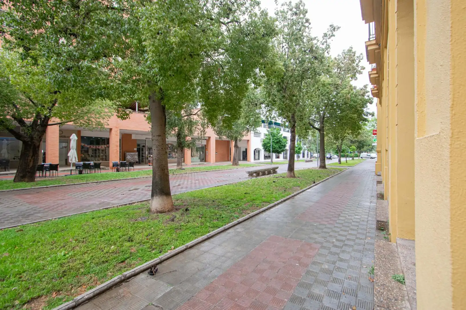 Exterior view of Flat for sale in  Sevilla Capital  with Air Conditioner, Private garden and Terrace