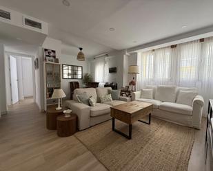 Living room of Flat for sale in  Sevilla Capital  with Air Conditioner