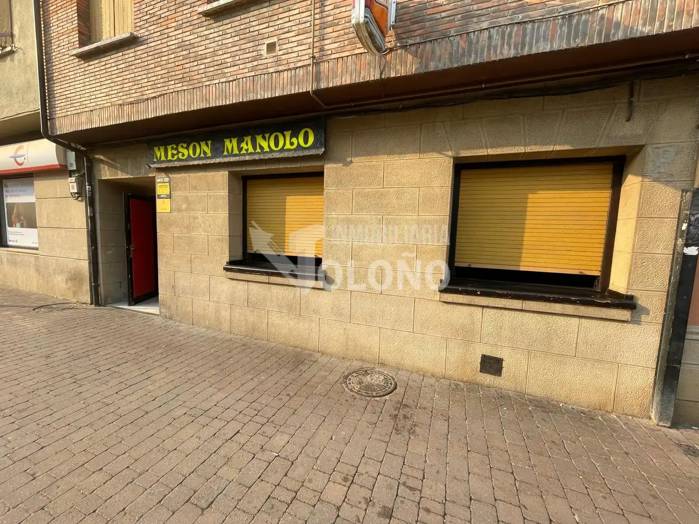 Vista exterior de Local en venda en Casalarreina amb Calefacció, Moblat i Alarma