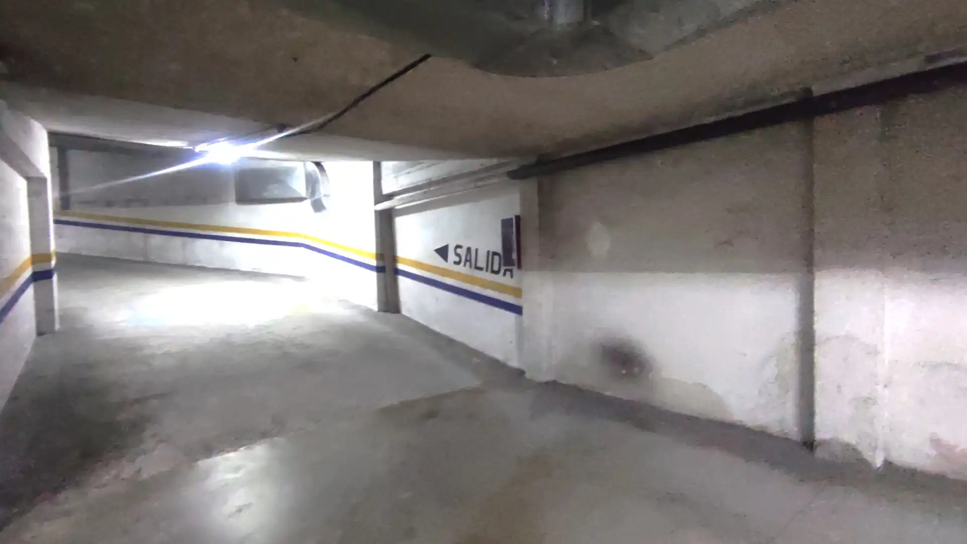 Parkplatz von Garage zum Verkauf in Ermua