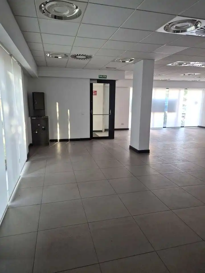 Local comercial de lloguer a Paseo de Pastrana, imagen 9