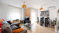 Living room of Flat for sale in  Granada Capital  with Air Conditioner, Heating and Private garden