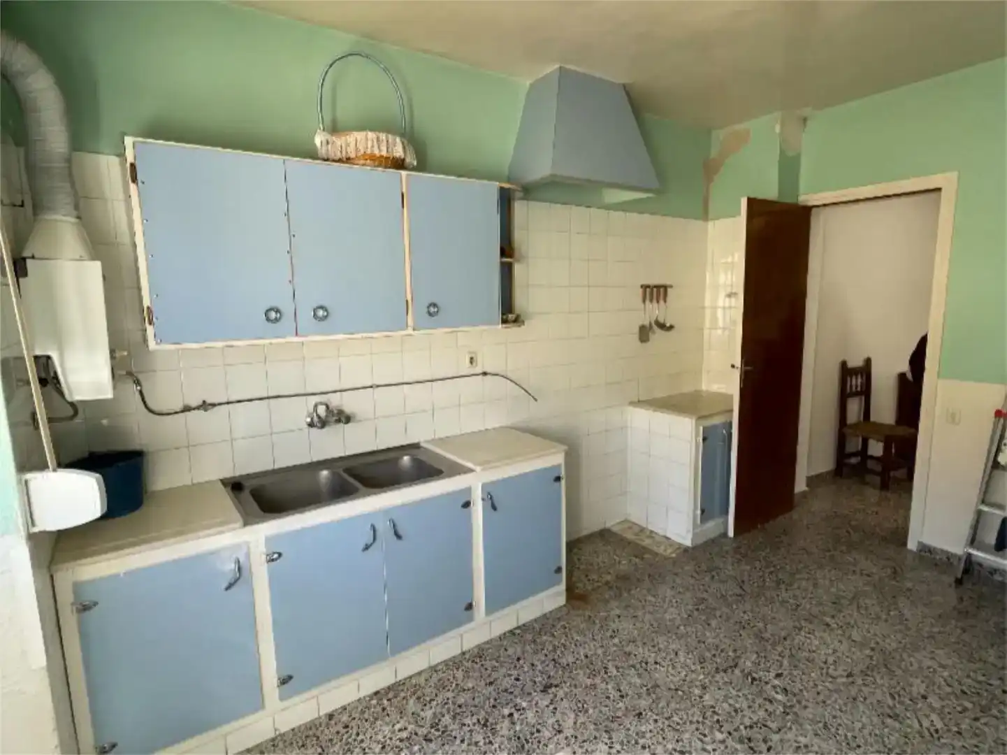Cuina de Casa adosada en venda en Alhama de Granada amb Balcó