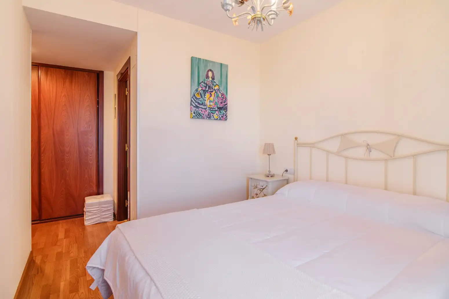 Schlafzimmer von Wohnung zum Verkauf in Gozón mit Heizung, Privatgarten und Abstellraum