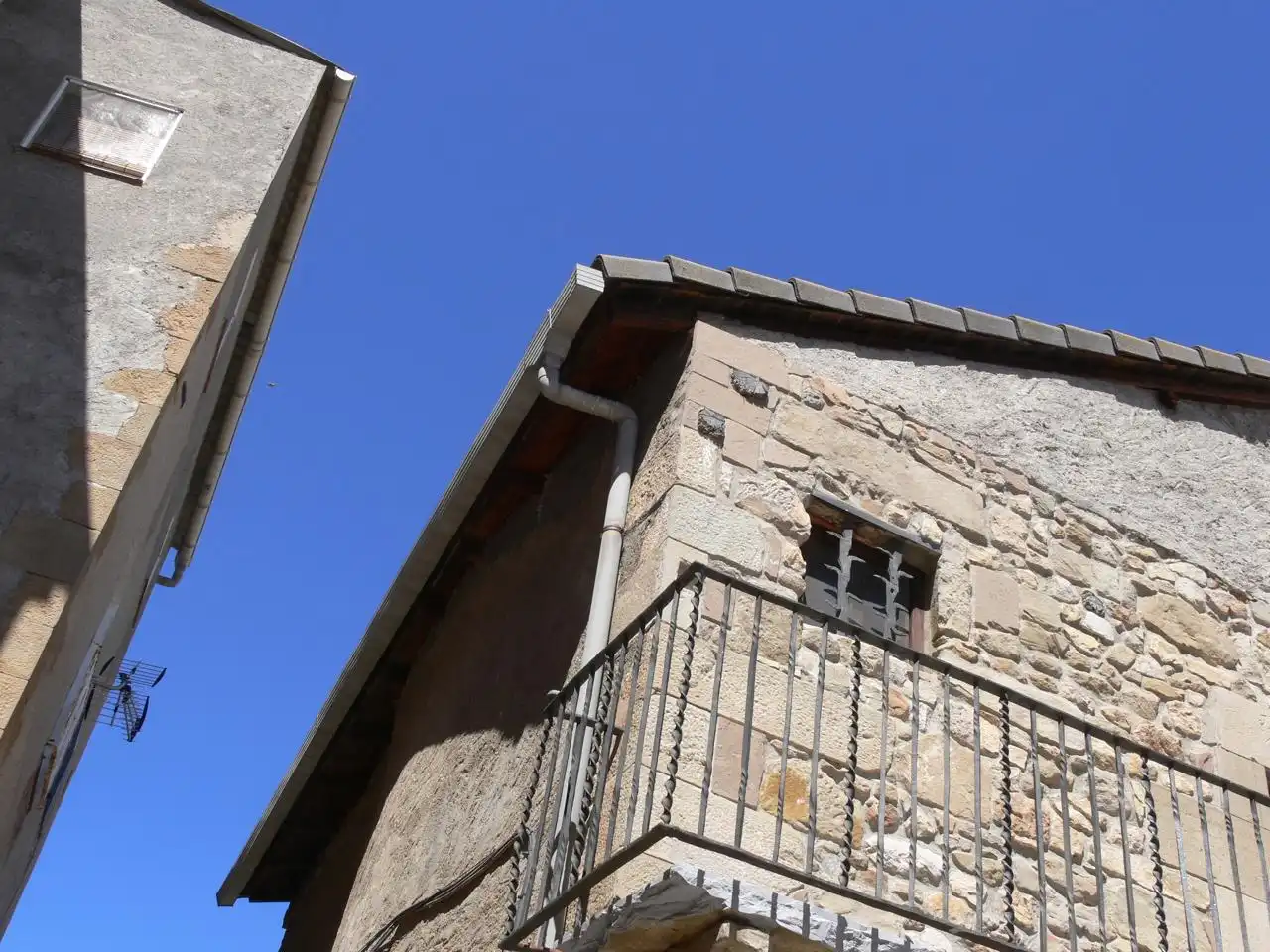 Vista exterior de Finca rústica en venda en Artesa de Segre amb Calefacció, Jardí privat i Balcó