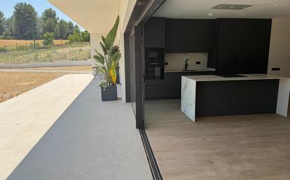Terrassa de Casa o xalet en venda en Sant Esteve Sesrovires amb Terrassa i Alarma