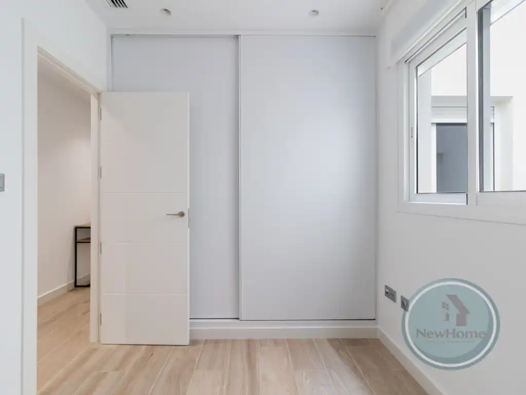Habitación de Piso de alquiler en Elche / Elx con Aire acondicionado, Terraza y Piscina comunitaria