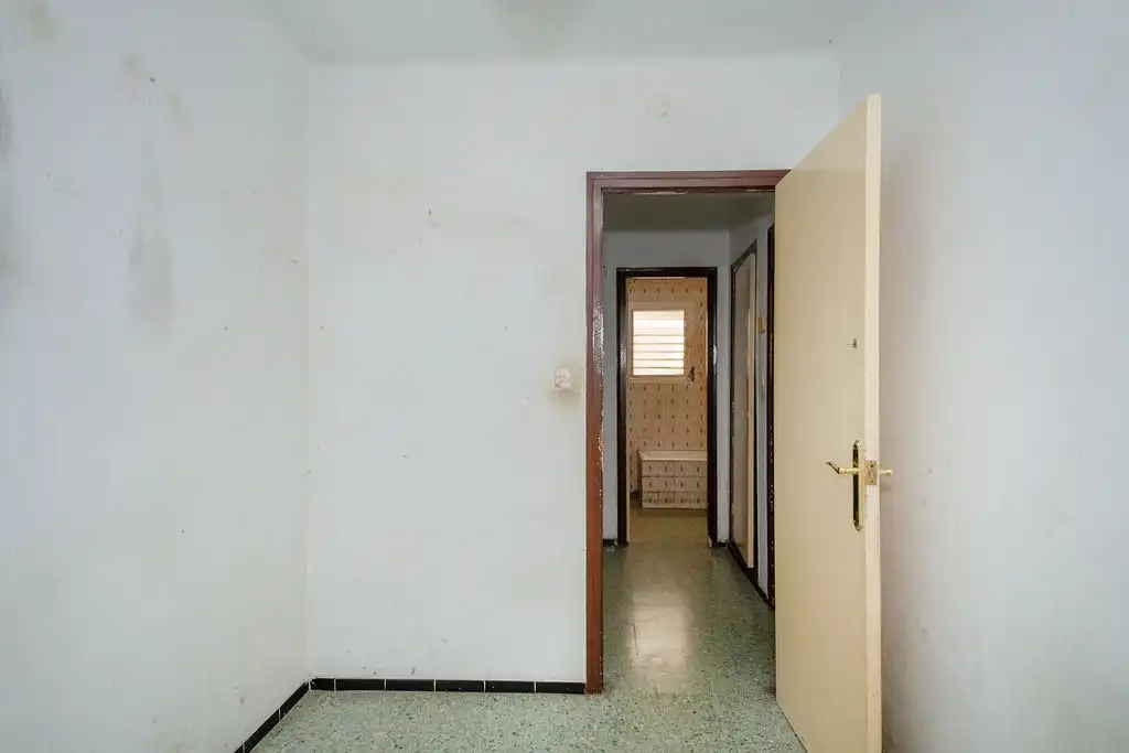 Apartments for sale in Salt