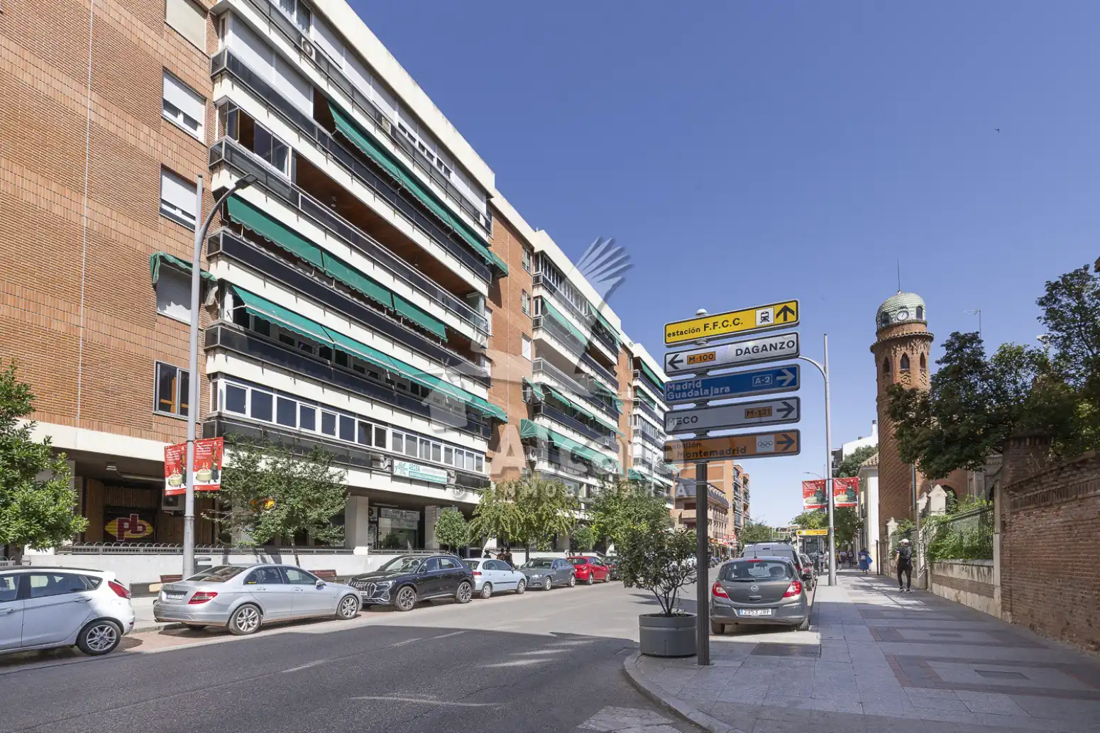 Vista exterior de Pis en venda en Alcalá de Henares amb Aire condicionat, Calefacció i Parquet