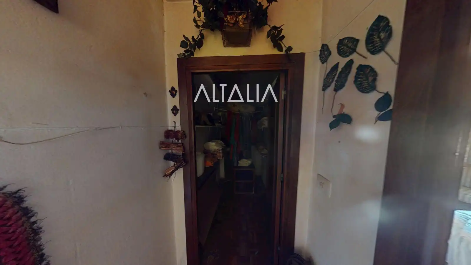 Houses for sale in Belmonte  with Terrace, Storage room and Furnished