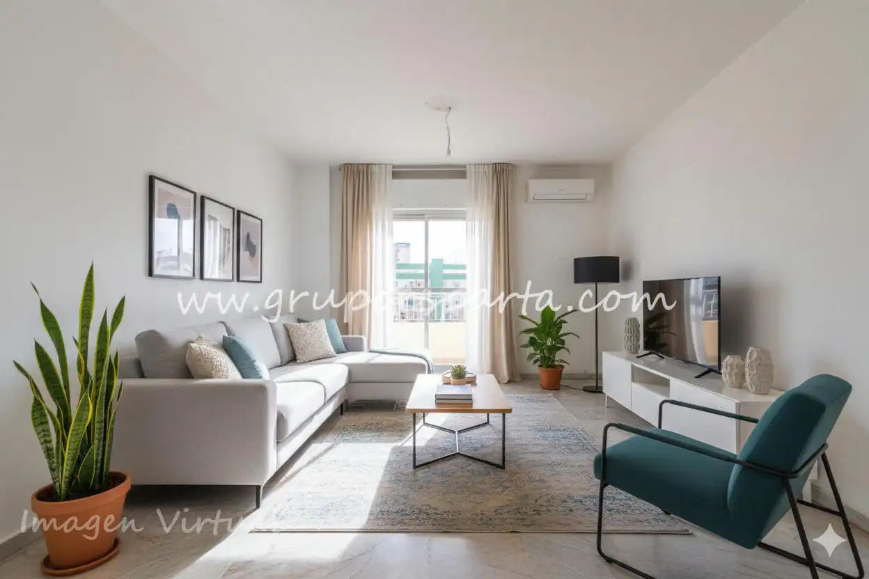 Living room of Flat for sale in Sevilla  with Air Conditioner and Balcony