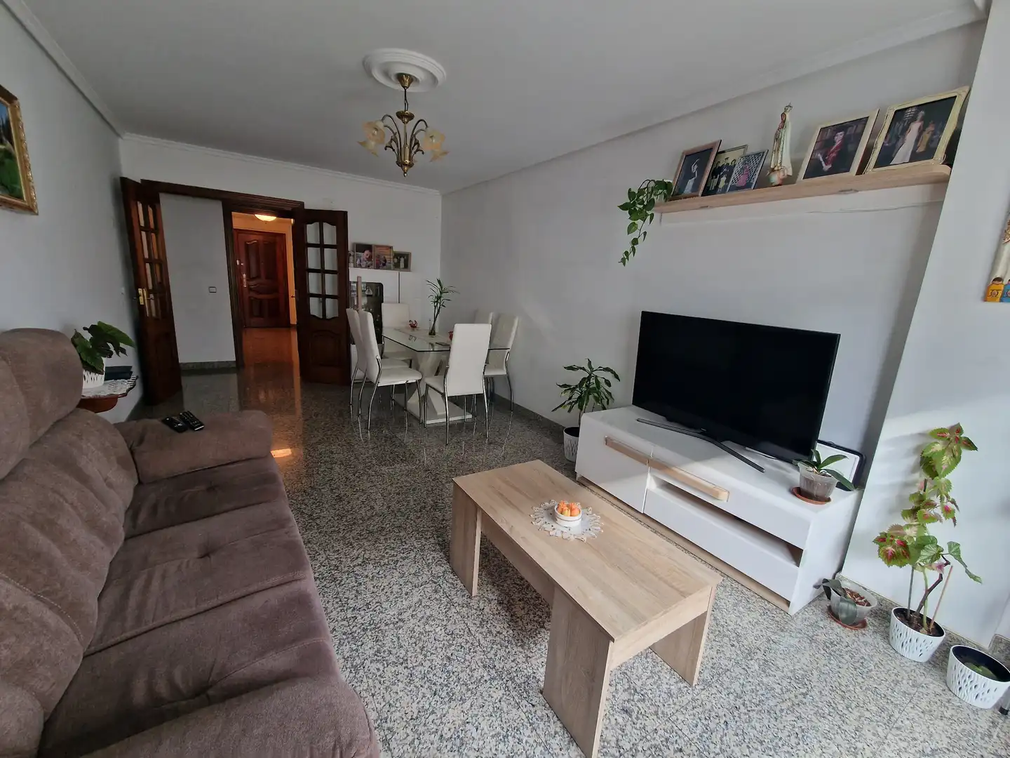 Sala de estar de Piso en venta en Narón con Calefacción, Parquet y Trastero