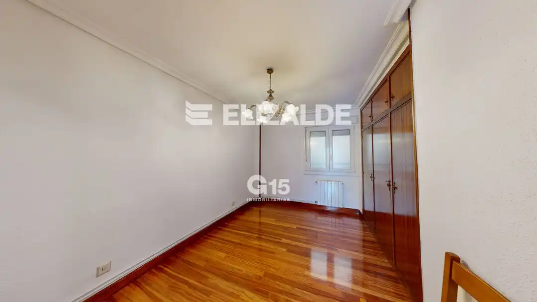 Habitación de Piso en venta en Hernani con Terraza, Trastero y Balcón