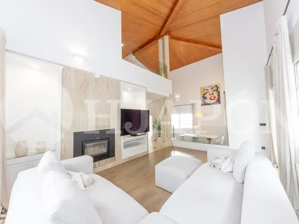 Sala de estar de Casa o chalet en venta en Argentona con Aire acondicionado, Calefacción y Jardín privado