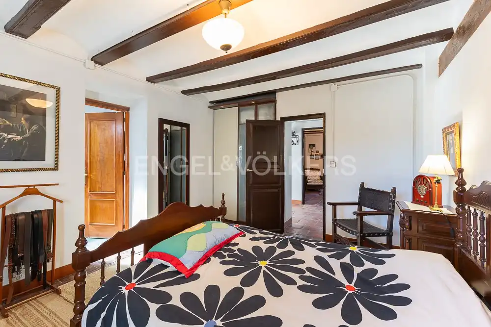 Habitación de Casa o chalet en venta en Paterna con Aire acondicionado, Calefacción y Jardín privado