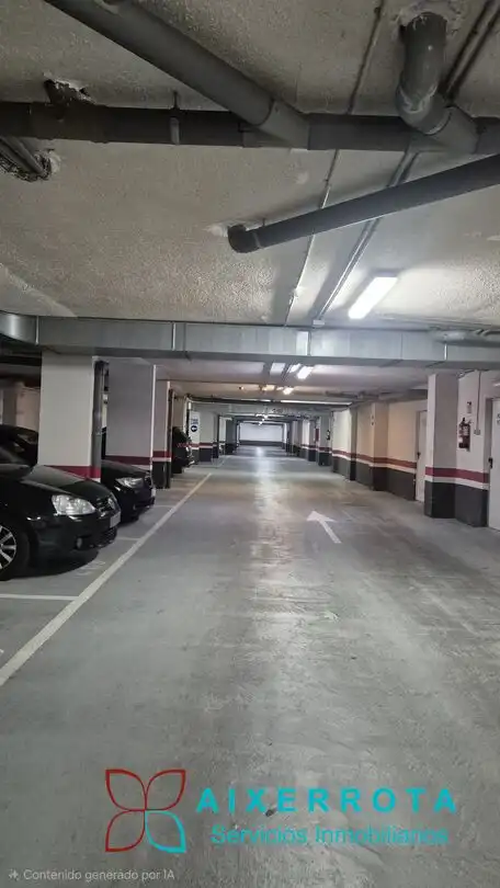 Parking de Ático en venta en Leioa con Calefacción, Terraza y Trastero