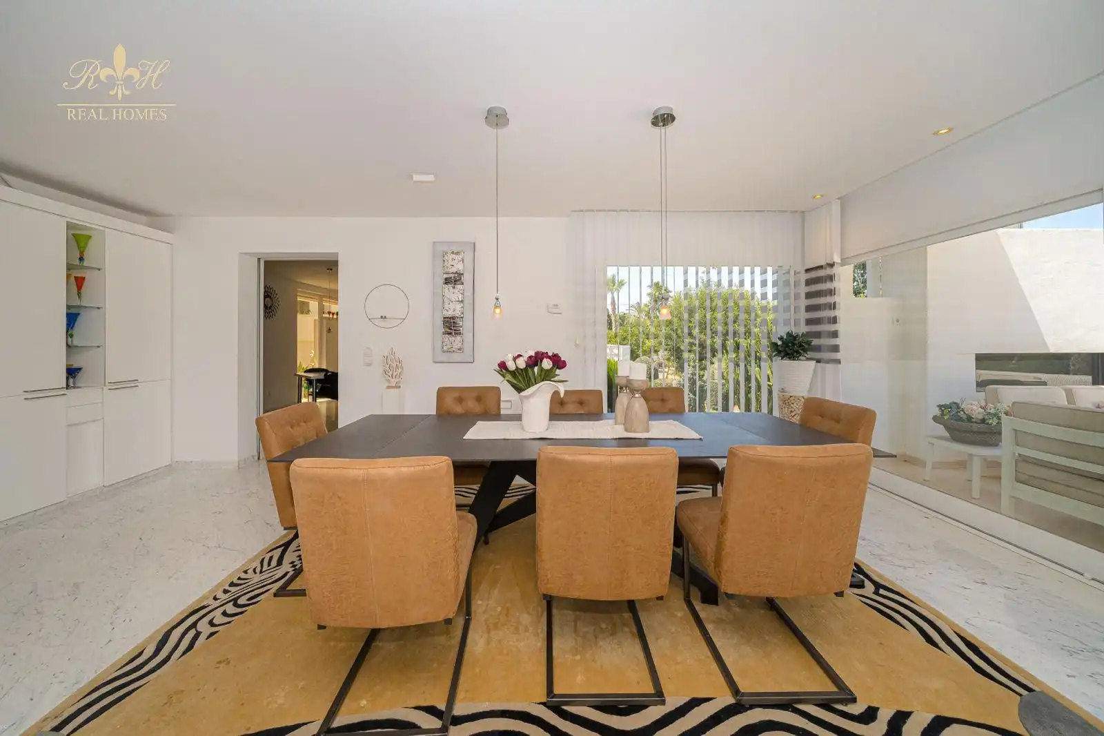 Dining room of Houses for sale in L'Alfàs del Pi  with Air Conditioner, Terrace and Swimming Pool