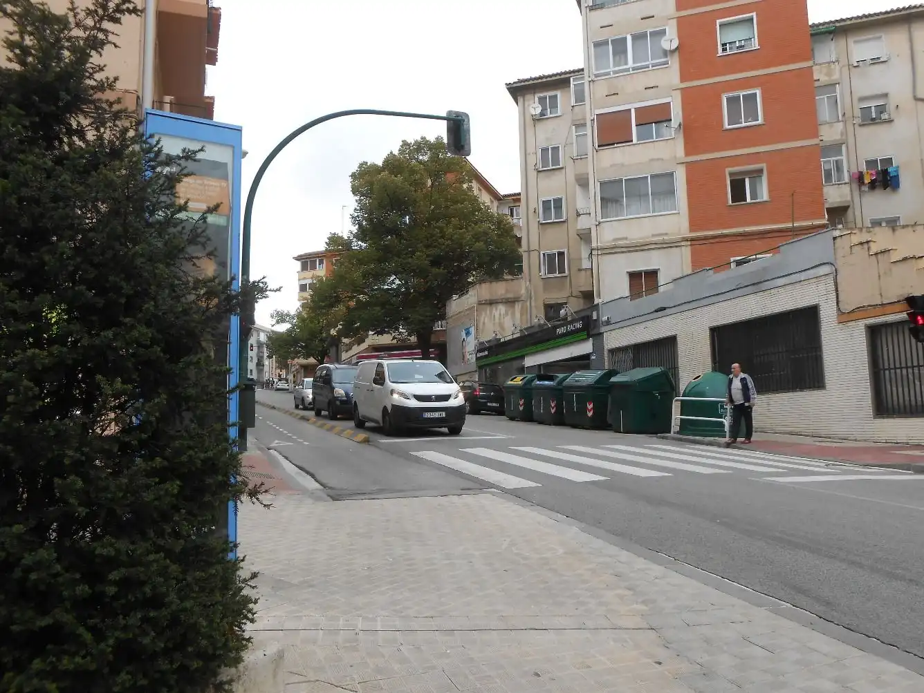 Exterior view of Commercial properties for sale in  Pamplona / Iruña  with Air Conditioner