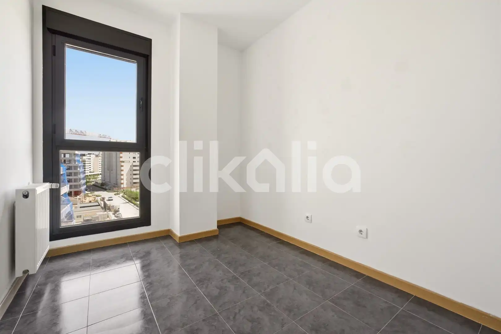 Habitación de Piso en venta en Tres Cantos con Calefacción, Terraza y Trastero