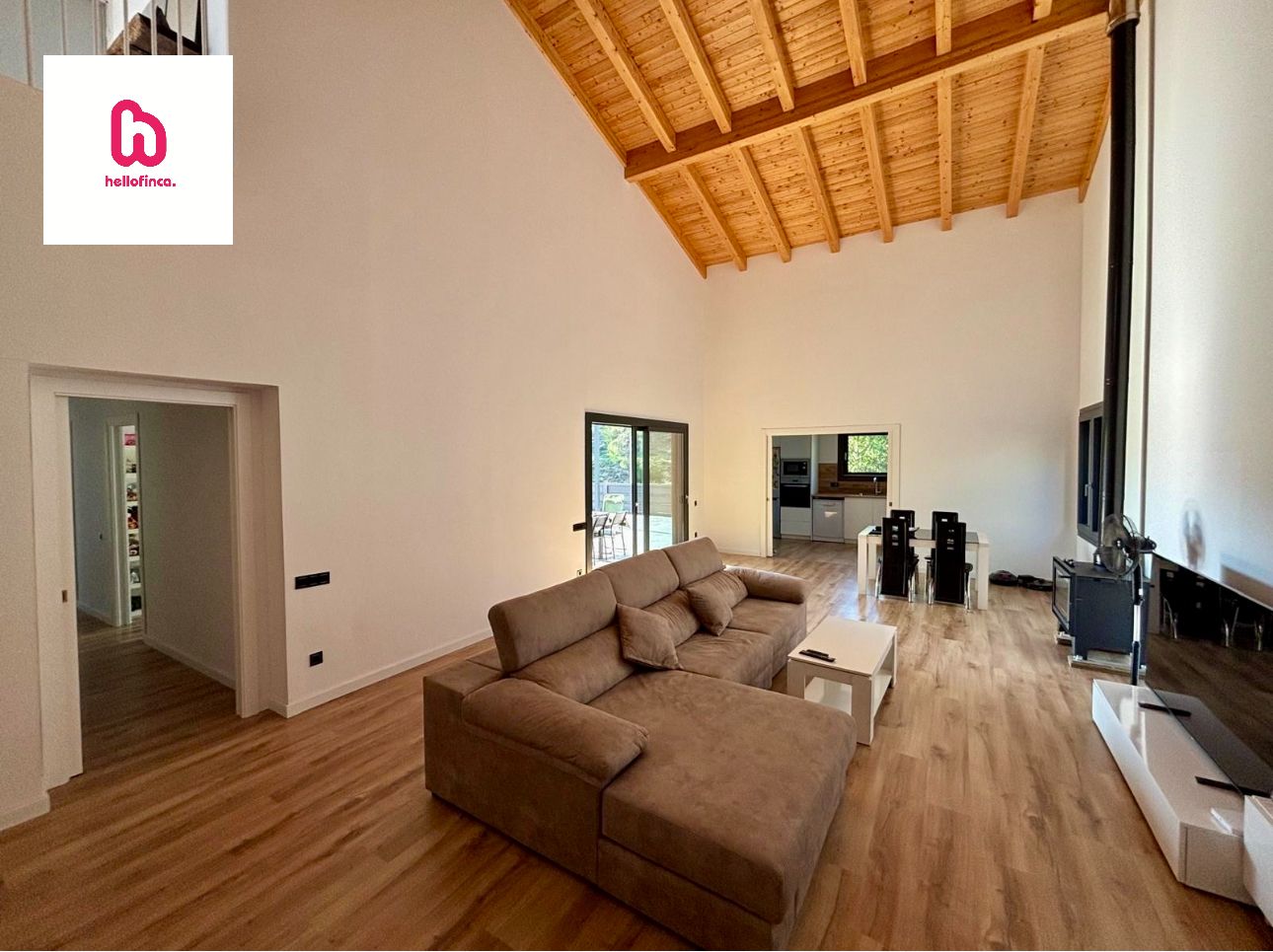 Sala d'estar de Casa o xalet en venda en Viladecavalls amb Aire condicionat, Calefacció i Jardí privat