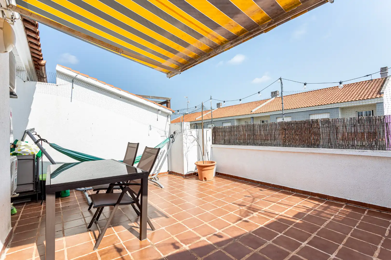 Adosado con terraza en venta en Carrer Albéniz