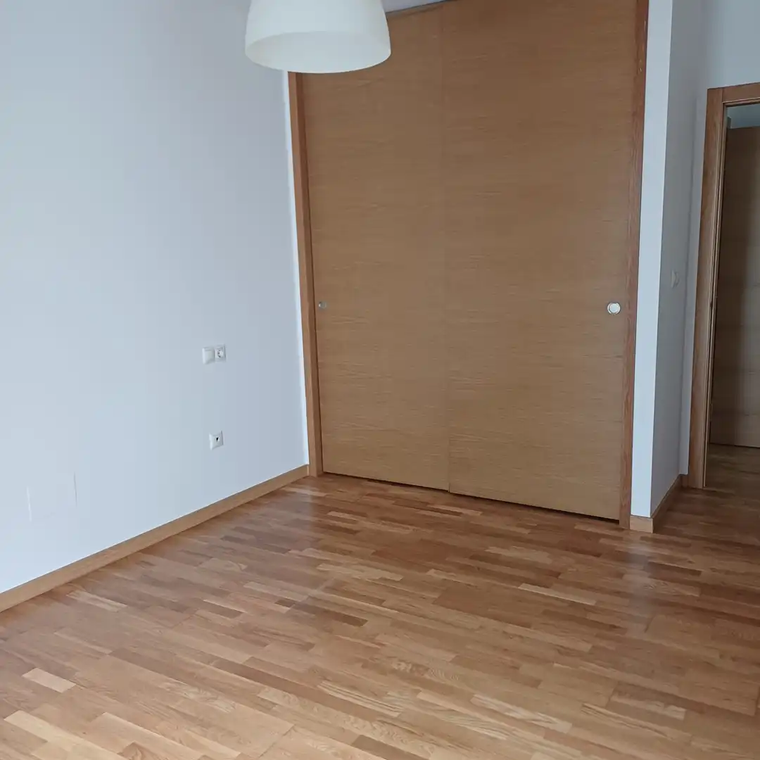Habitación de Piso en venta en Vilagarcía de Arousa con Calefacción, Parquet y Trastero