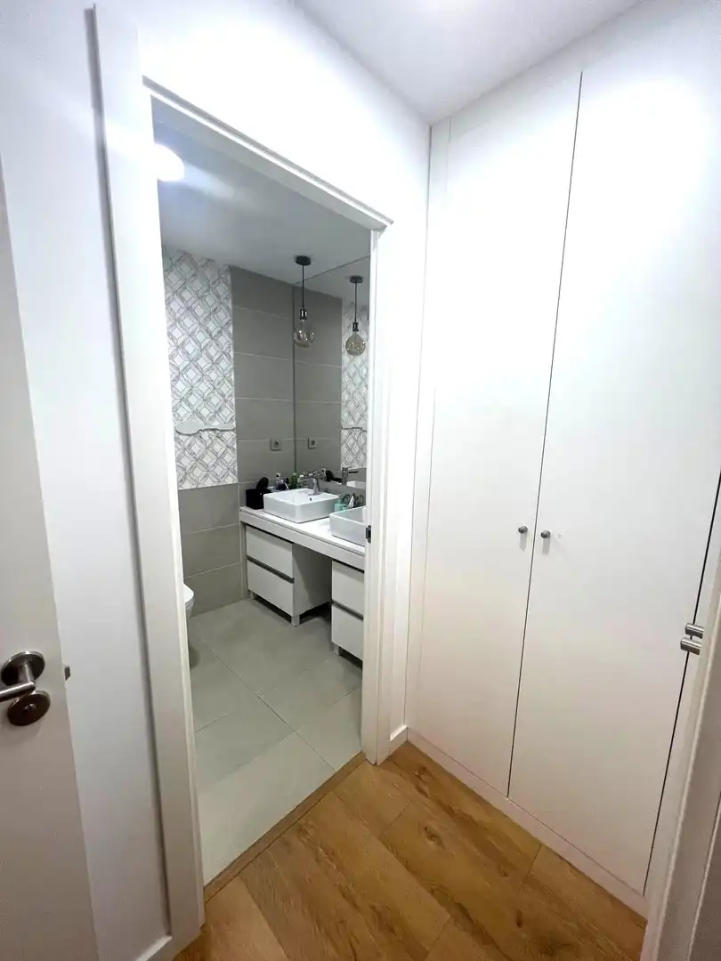 Appartamento con piscina in vendita a Entrenúcleos, imagen 32
