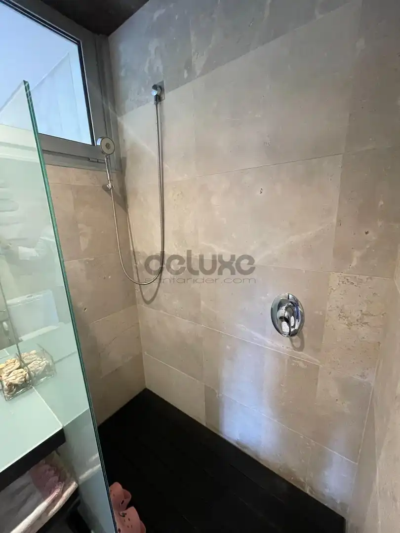 Baño de Planta baja en venta en Santander con Calefacción, Jardín privado y Terraza