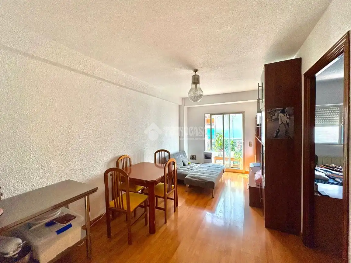Sala d'estar de Pis en venda en Madrid amb Calefacció, Terrassa i Balcó