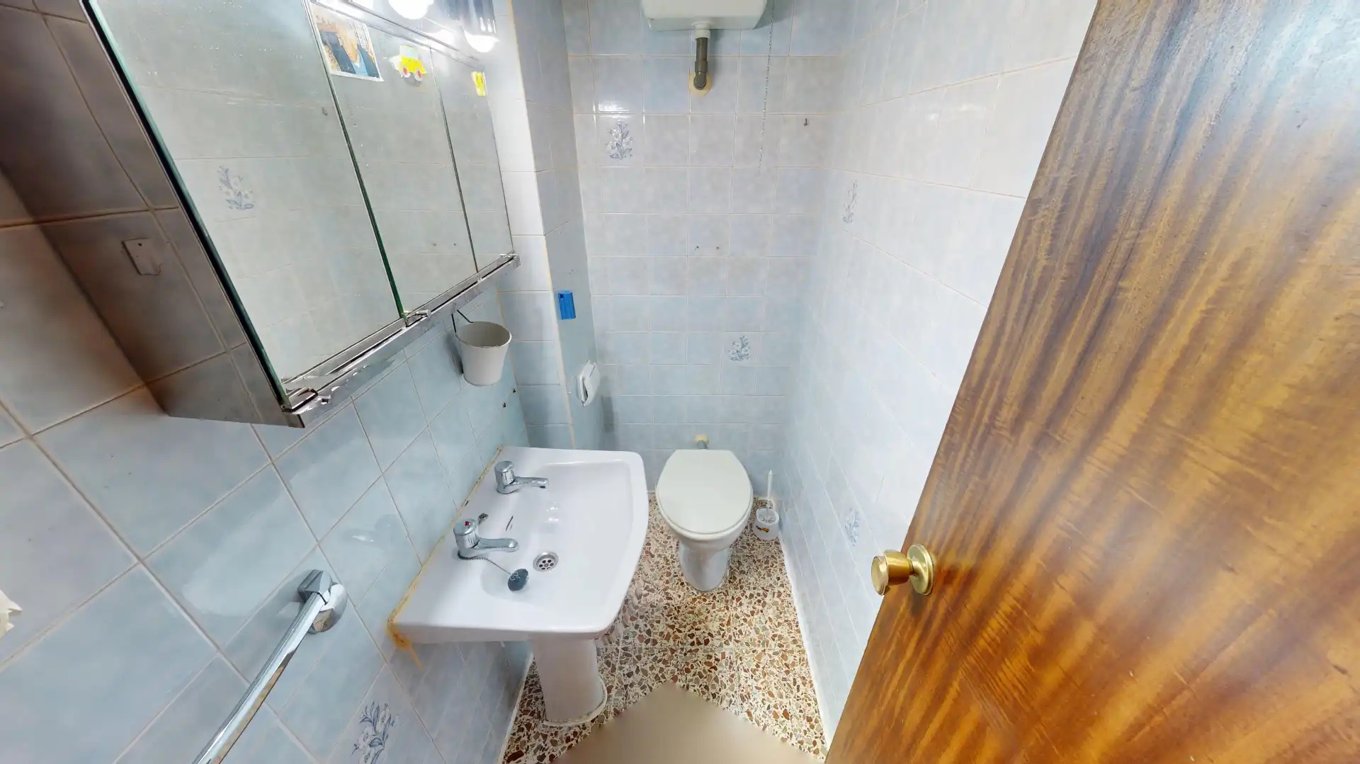 Bathroom of Flat for sale in Elche / Elx  with Furnished and Balcony