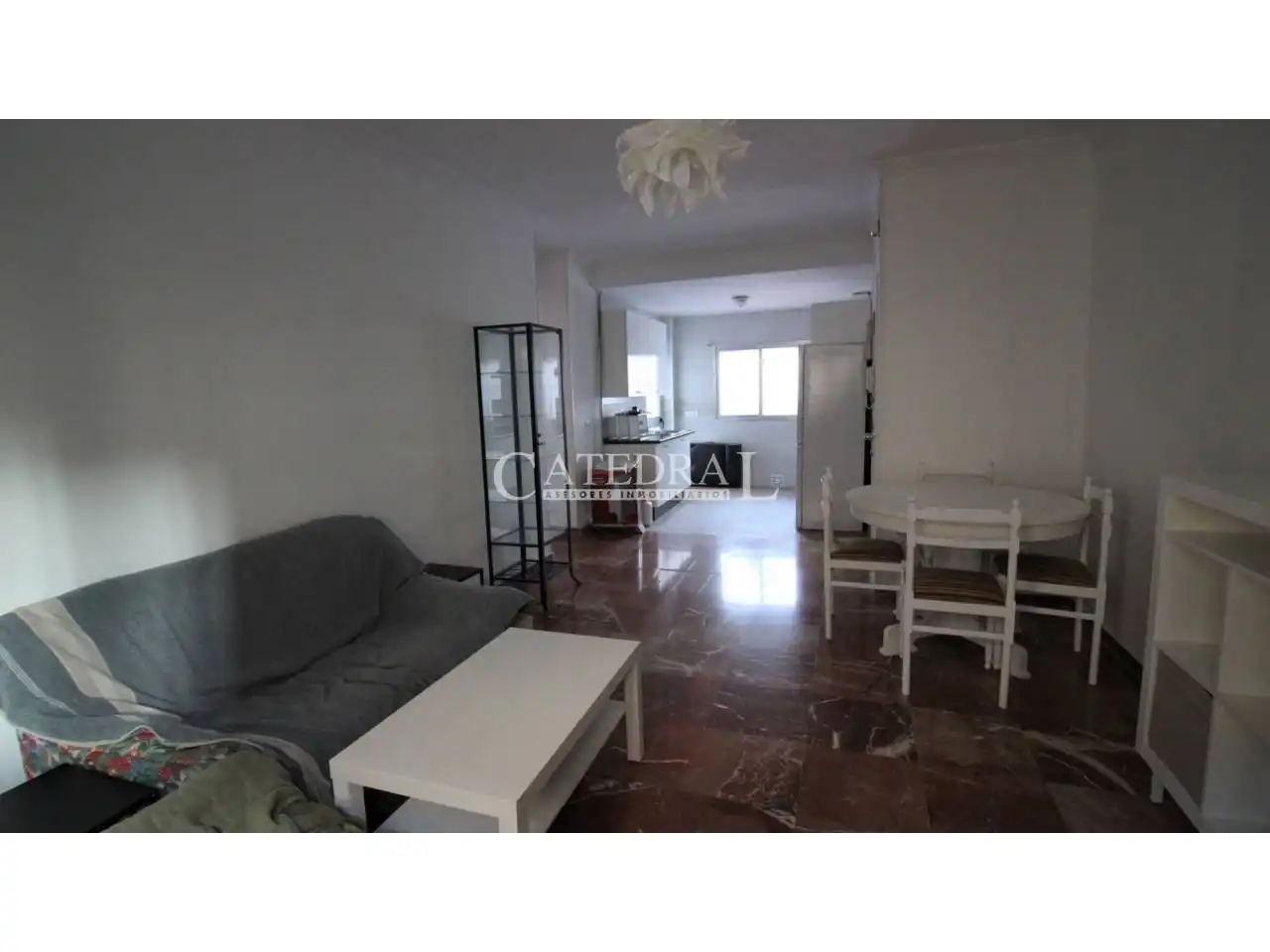 Schlafzimmer von Wohnung zum Verkauf in Sevilla mit Klimaanlage und Heizung