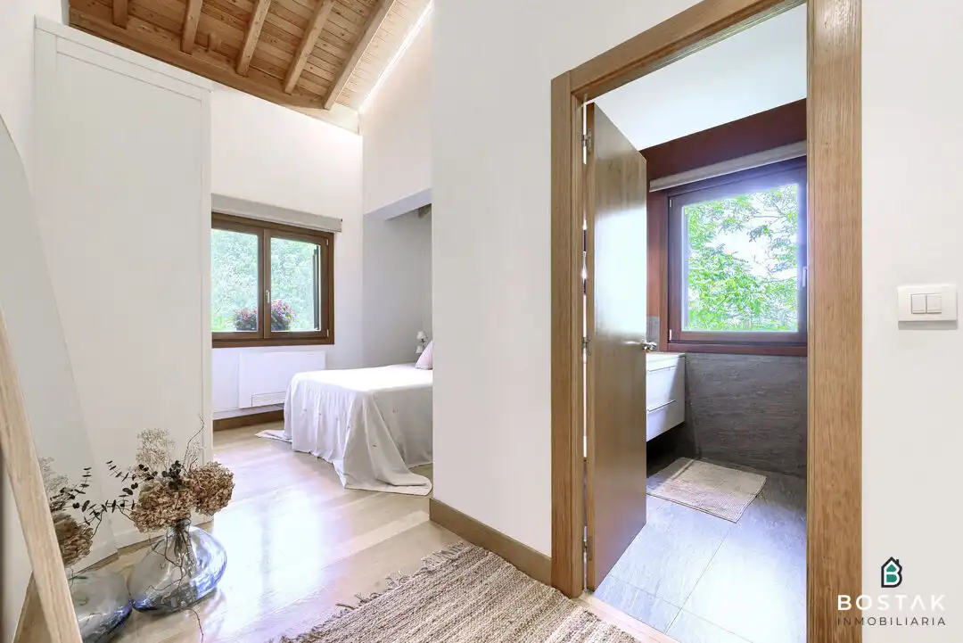 Country house with terrace for sale in Barrio Ergoien, imagen 9