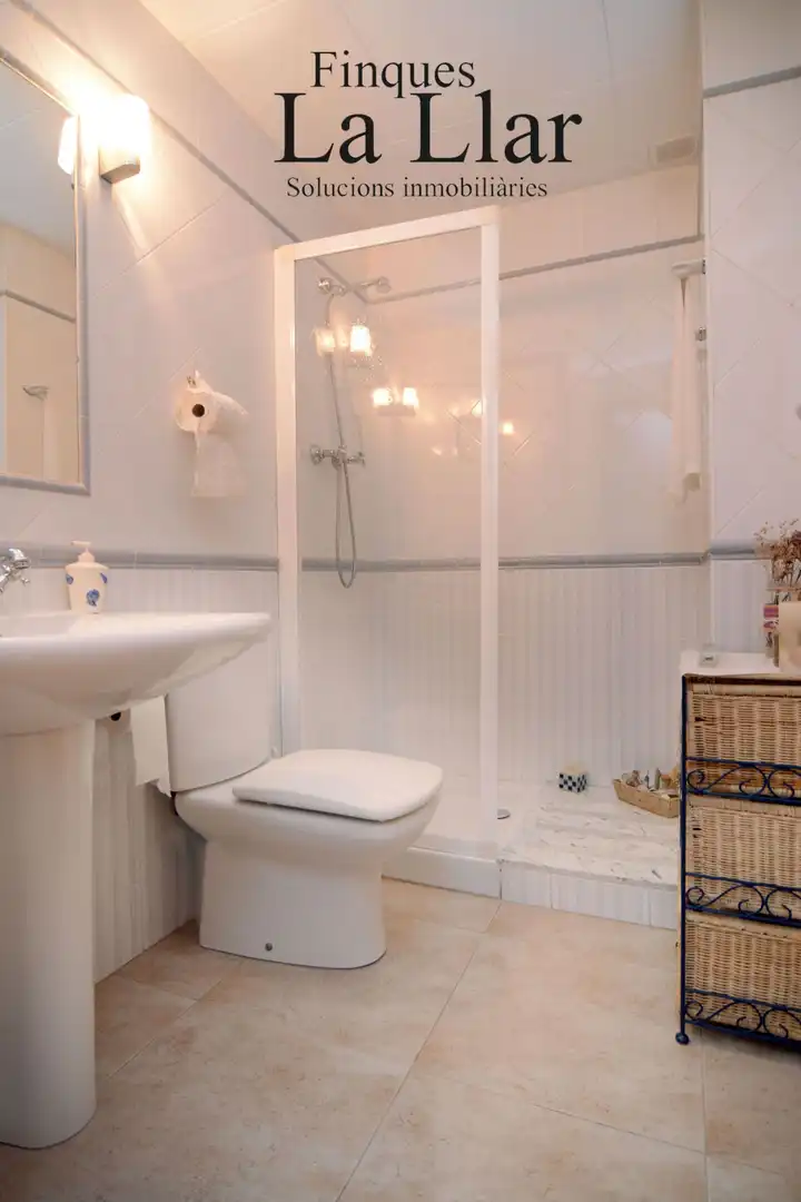Baño de Casa adosada en venta en Gavà con Aire acondicionado y Calefacción