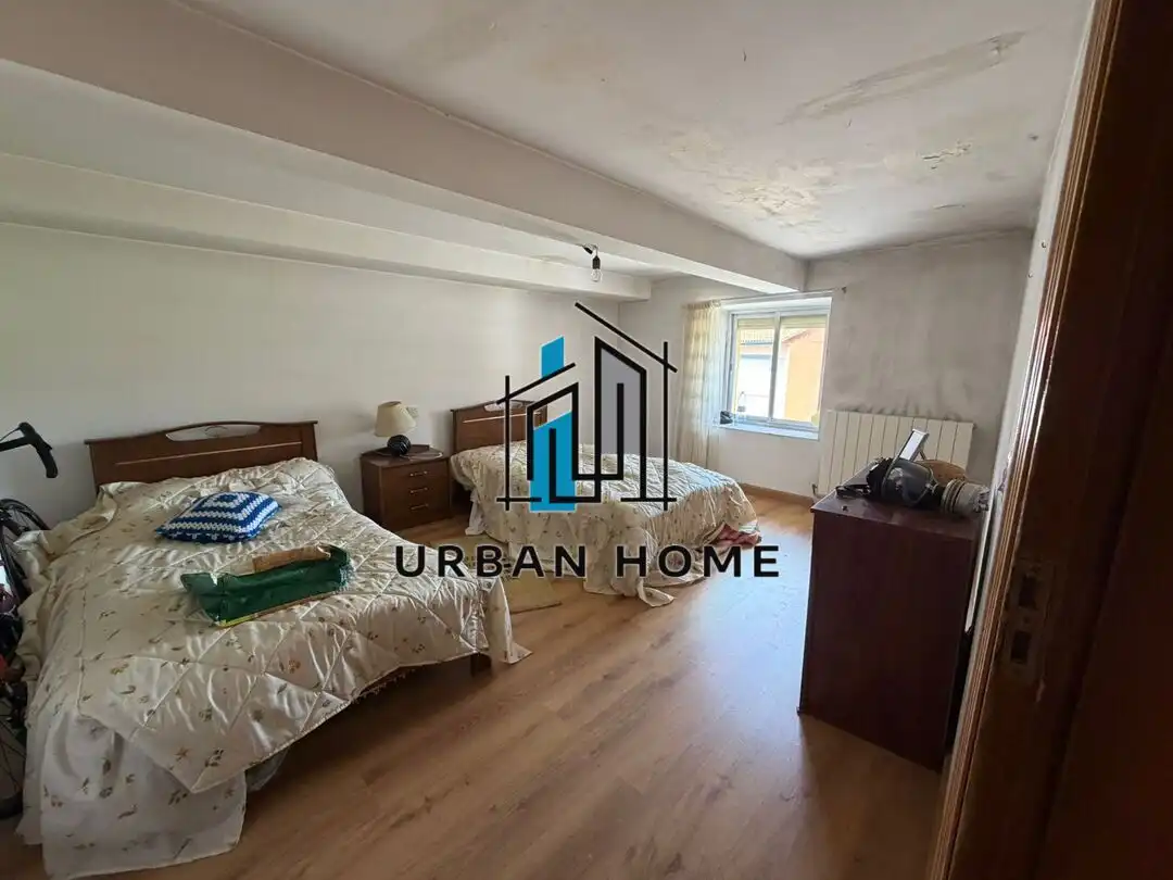 Habitación de Casa o chalet en venta en Cimanes del Tejar con Calefacción y Jardín privado