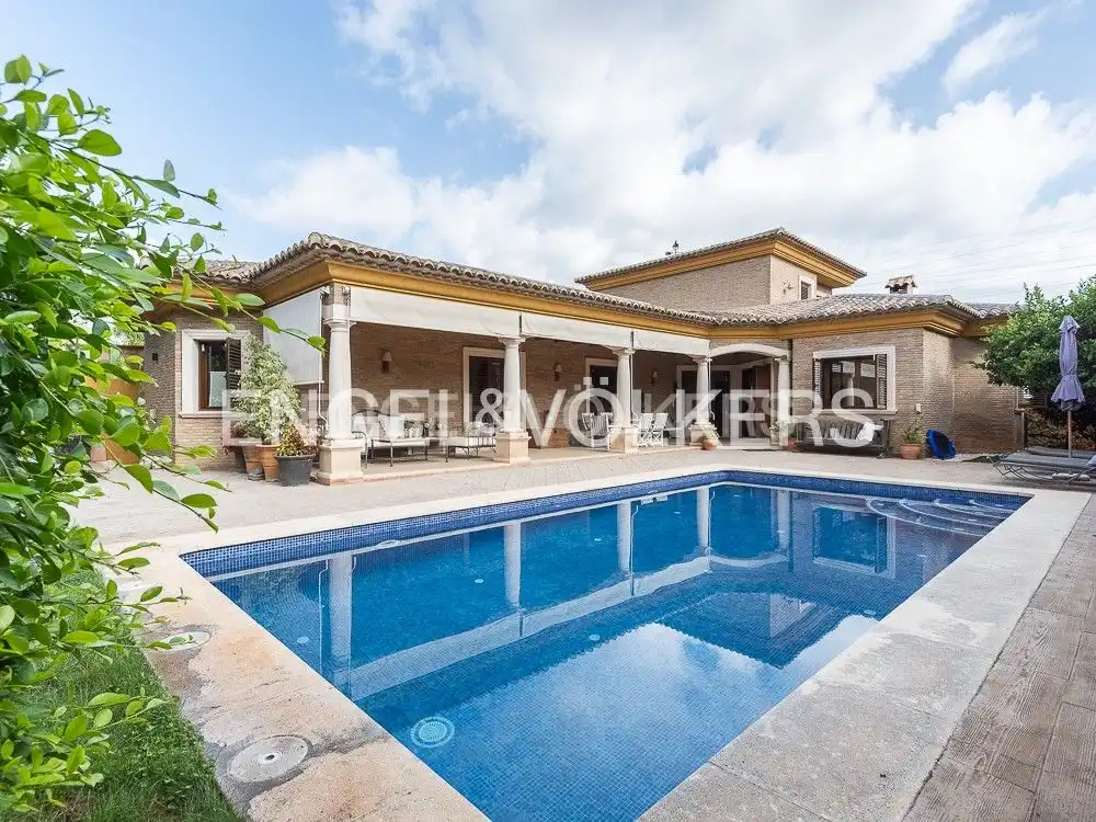 Casa con terrazza in vendita a Torre en Conill - Cumbres de San Antonio