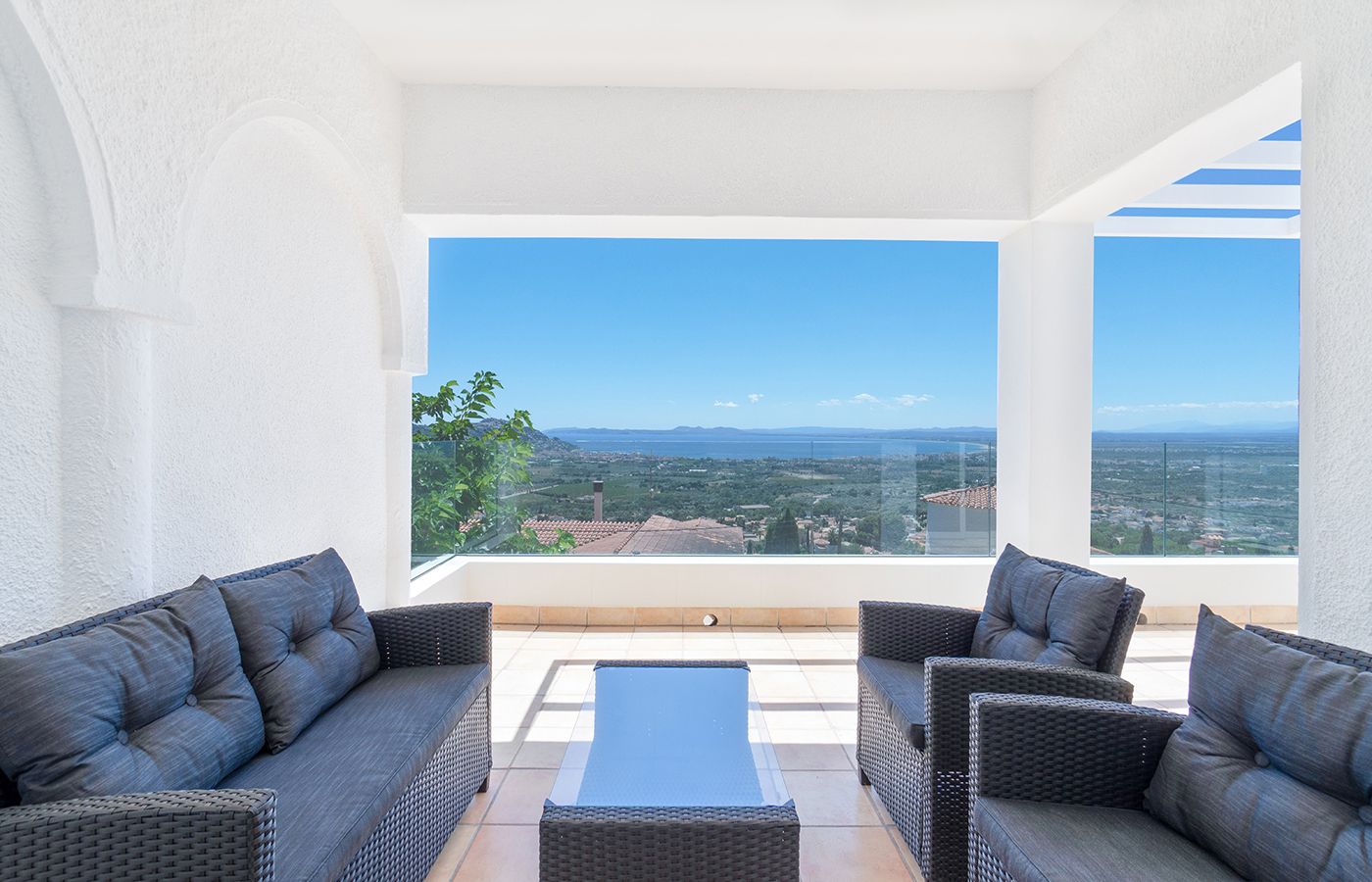 Terrassa de Casa o xalet en venda en Roses amb Aire condicionat, Calefacció i Jardí privat