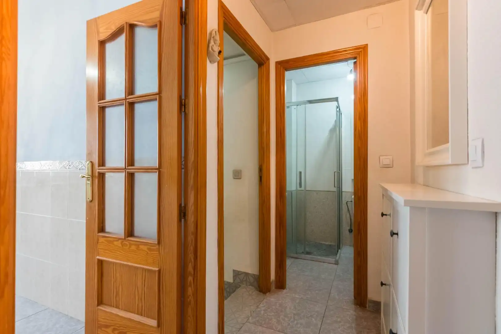 Badezimmer von Einfamilien-Reihenhaus zum Verkauf in Murcia mit Klimaanlage