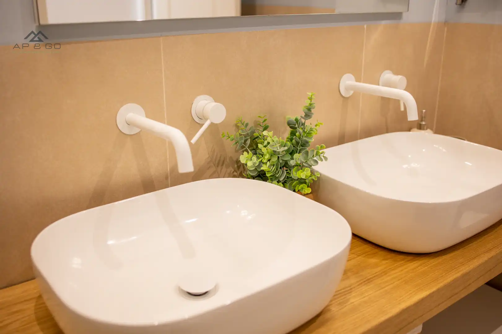 Badezimmer von Wohnung zur Miete in Almuñécar mit Heizung, Terrasse und Möbliert