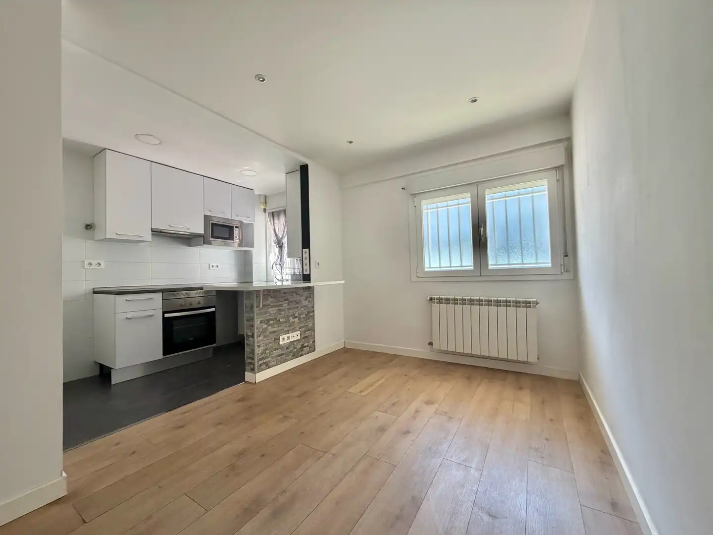 Piso con ascensor en venta en Calle de Salas Barbadillo, imagen 8