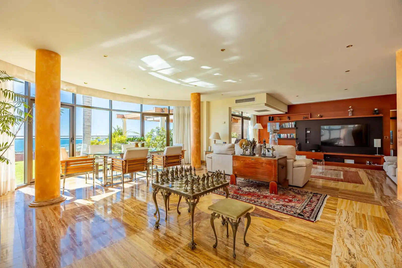 Sala de estar de Casa o chalet en venta en San Bartolomé de Tirajana con Aire acondicionado, Jardín privado y Terraza