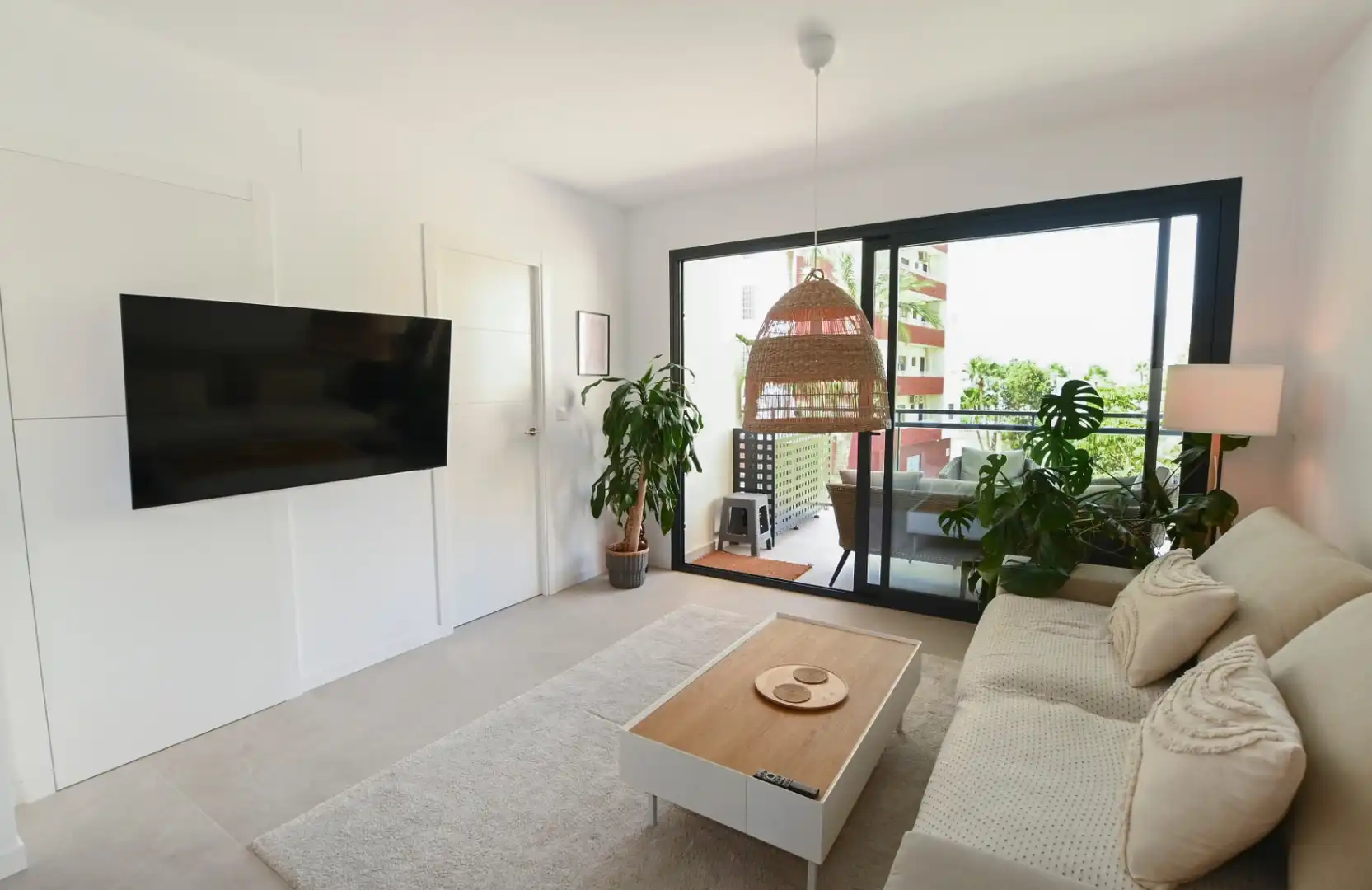 Sala d'estar de Apartament en venda en Calpe / Calp amb Aire condicionat, Terrassa i Traster