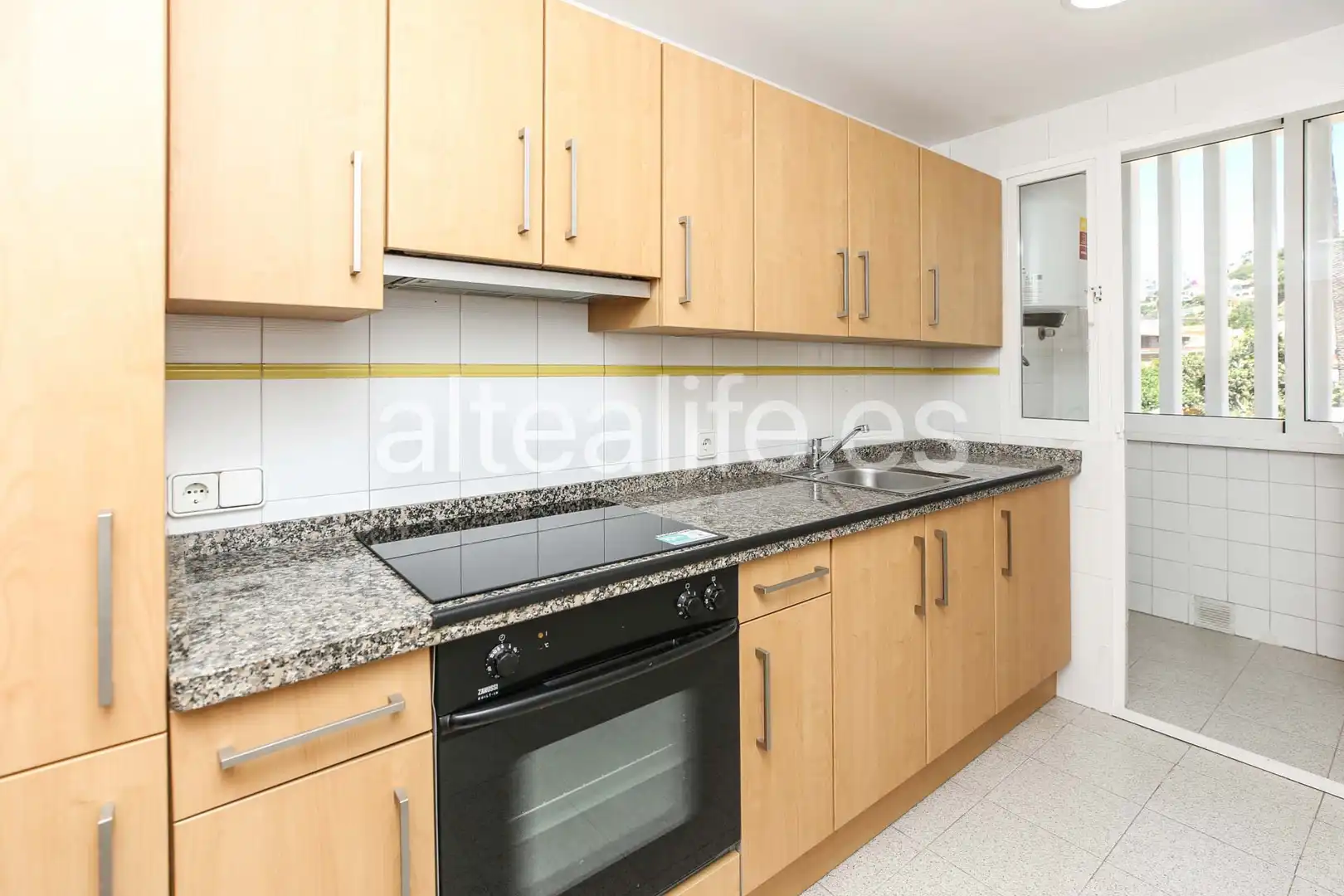 Cocina de Apartamento de alquiler en Altea con Aire acondicionado, Terraza y Trastero