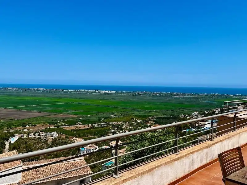 Vista exterior de Apartamento de alquiler en Pego con Aire acondicionado, Calefacción y Terraza