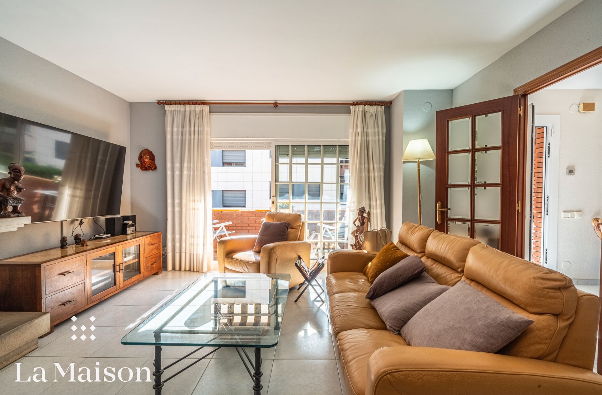 Sala de estar de Casa adosada en venta en Sant Andreu de Llavaneres con Aire acondicionado, Calefacción y Jardín privado