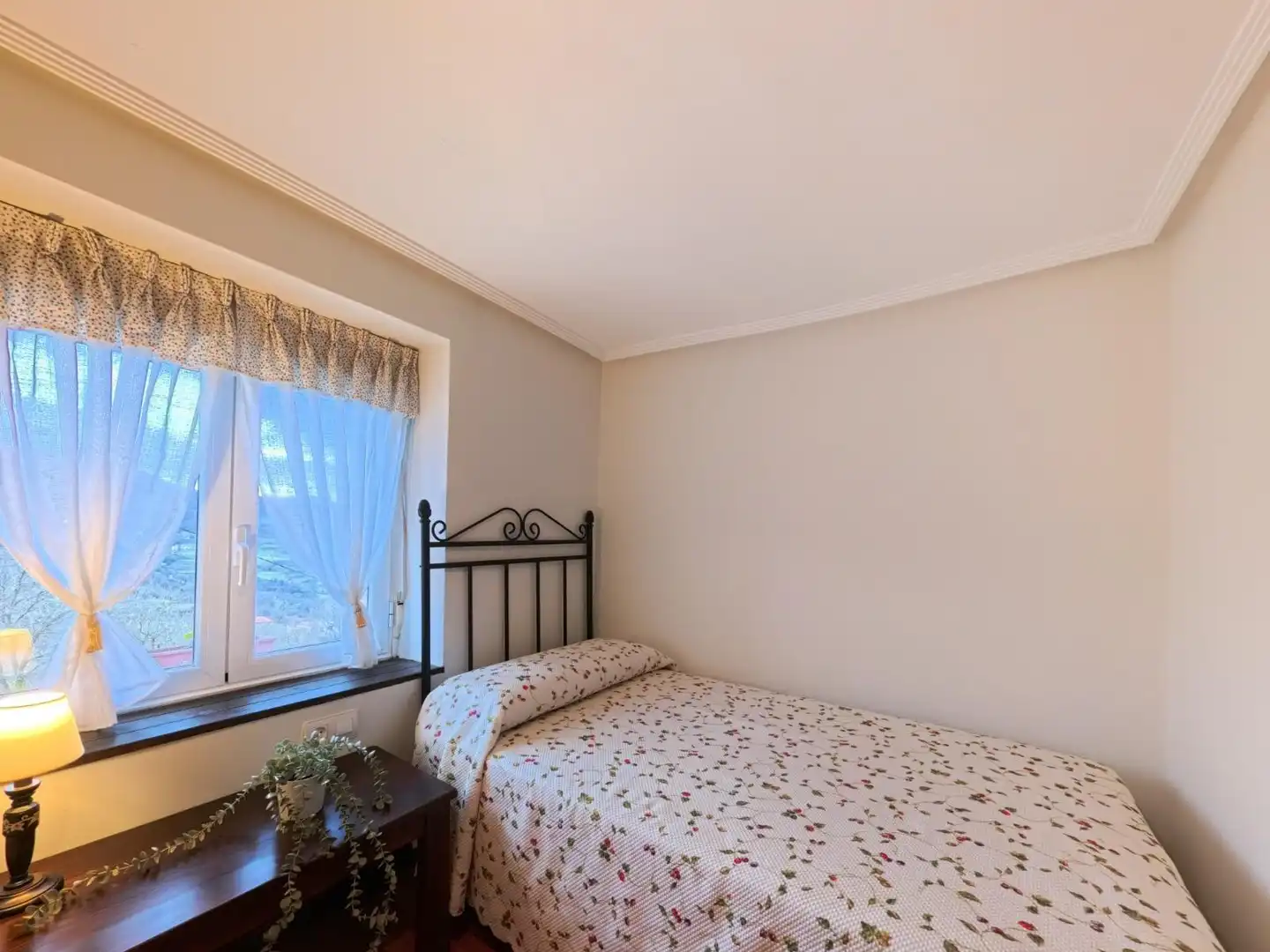 Bedroom of Houses for sale in Aller  with Heating, Private garden and Parquet flooring
