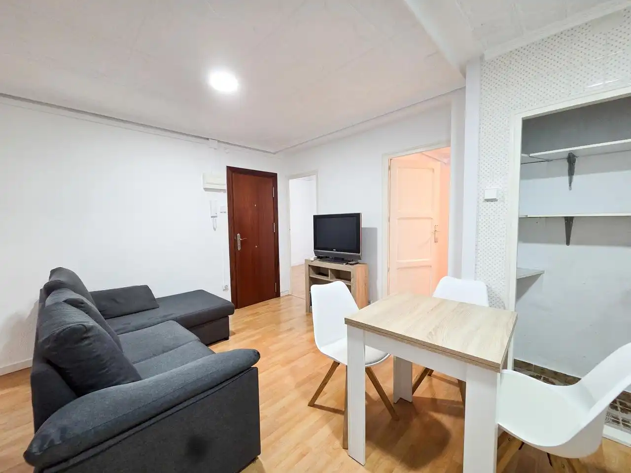 Sala d'estar de Pis de lloguer en Elche / Elx amb Traster i Moblat