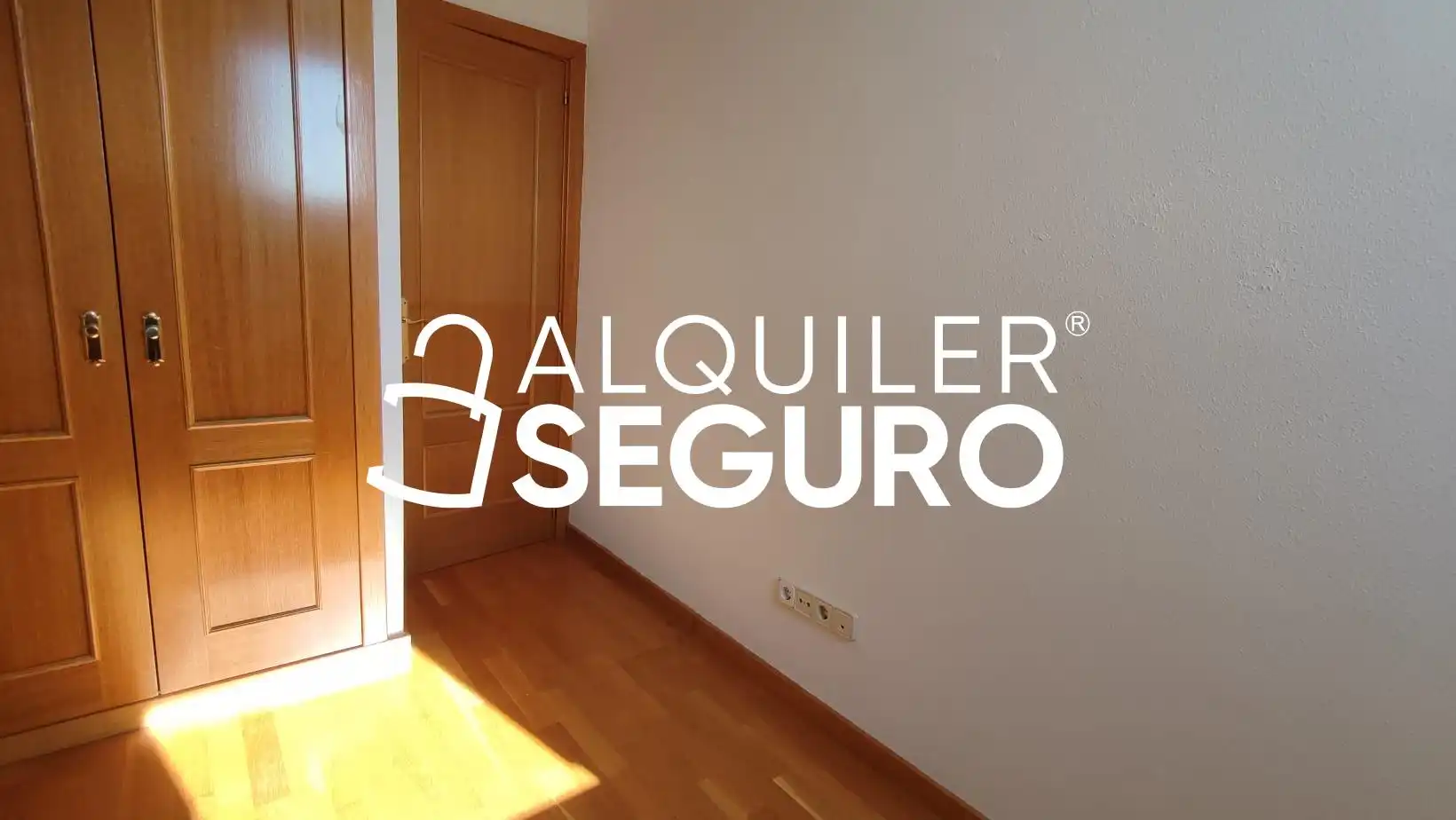 Schlafzimmer von Wohnung zur Miete in Fuente El Saz de Jarama mit Klimaanlage und Heizung